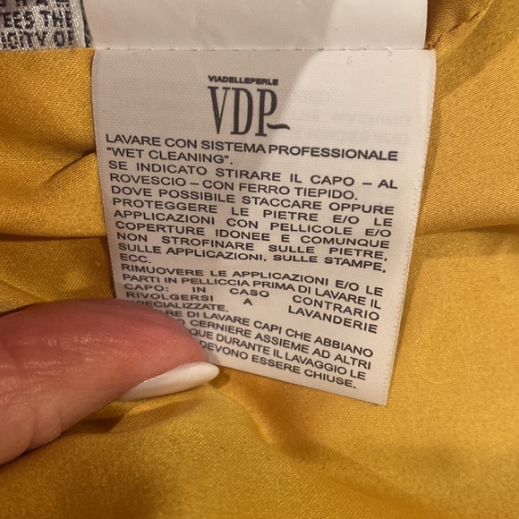 VDP collection fabulous dress, black lace on gold lining, rhinestone details, M - Picture 12 of 16